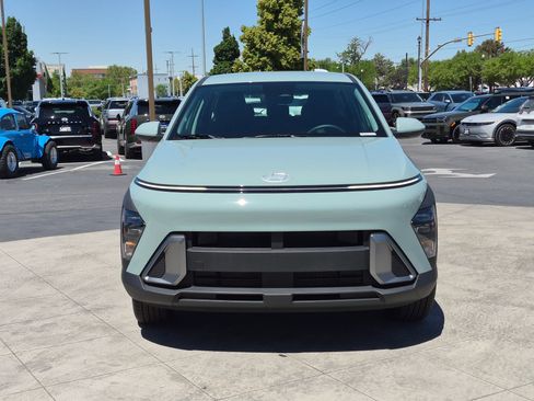 Certified 2026 Hyundai Kona SE AWD/4WD image 11