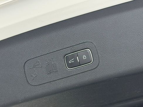 Used 2021 Lincoln Aviator Reserve w/ Equipment Group 208A RWD image 40
