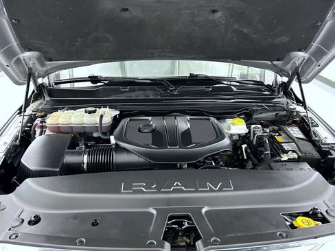 Certified 2025 RAM 1500 Big Horn image 24