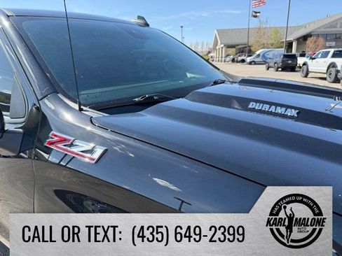 Used 2024 Chevrolet Silverado 1500 LT Trail Boss w/ Convenience Package II AWD/4WD image 11