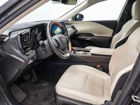 Used 2024 Lexus RX 350 Premium w/ Accessory Package (Z1) FWD image 18