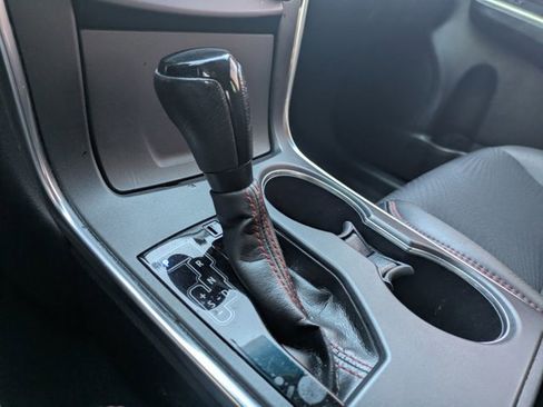 Used 2017 Toyota Camry SE image 15