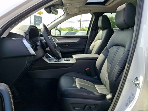 New 2026 MAZDA CX-90 3.3 Turbo w/ Preferred Package AWD/4WD image 10