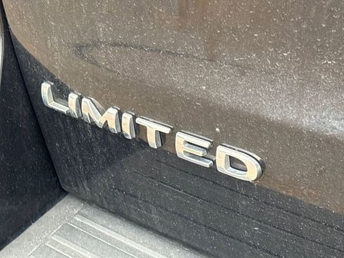 Used 2023 Ford Expedition Limited image 36