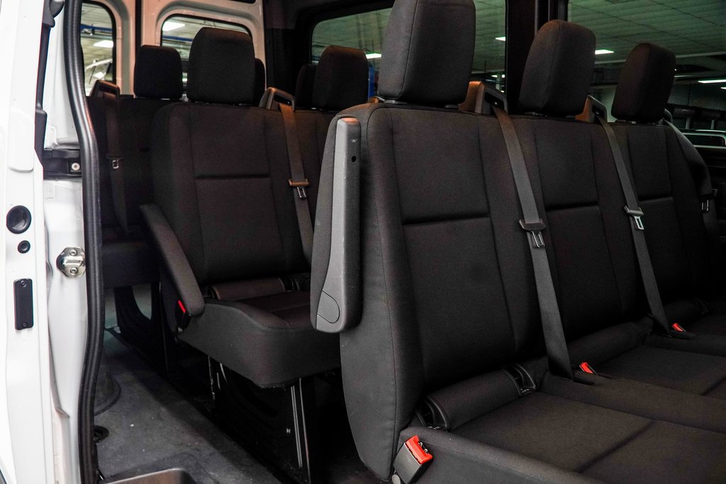 Used 2024 Mercedes-Benz Sprinter 2500 image 19