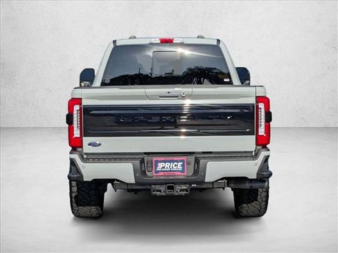 Used 2025 Ford F350 Platinum AWD/4WD image 7