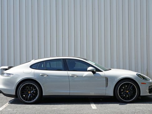 Used 2023 Porsche Panamera Platinum Edition RWD image 57