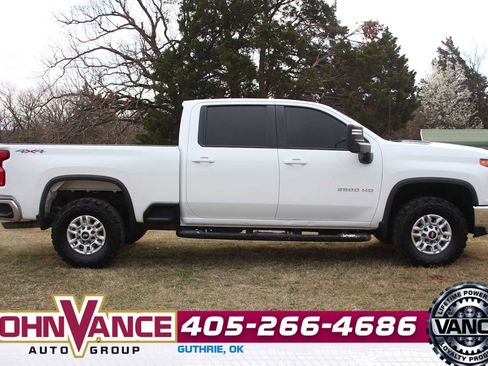 Used 2020 Chevrolet Silverado 2500 LT image 11