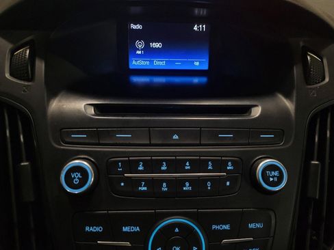 Used 2017 Ford Focus S image 25
