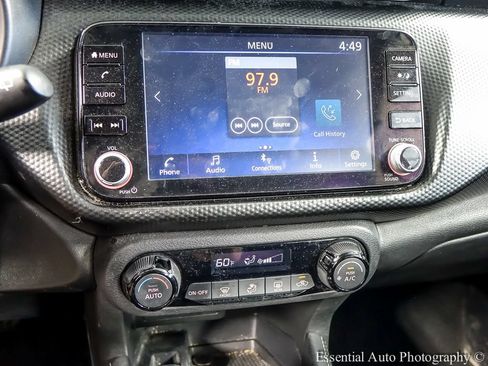 Used 2022 Nissan Kicks SV FWD image 14