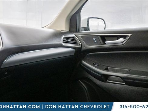 Used 2022 Ford Edge SEL image 15