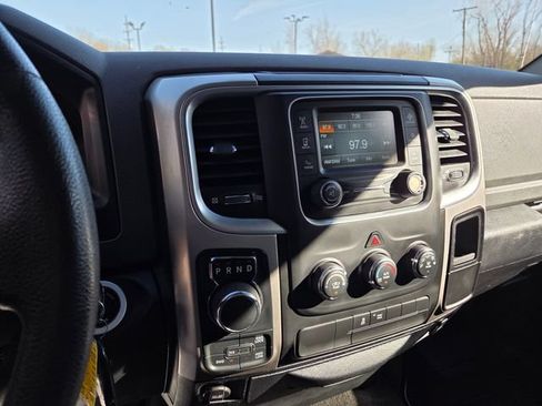Used 2016 RAM 1500 Classic SLT AWD/4WD image 22