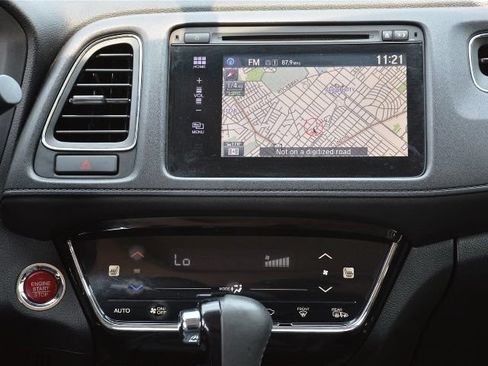 Used 2017 Honda HR-V EX-L image 12