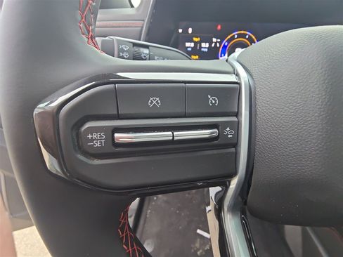 New 2025 Chevrolet Colorado Z71 AWD/4WD image 34