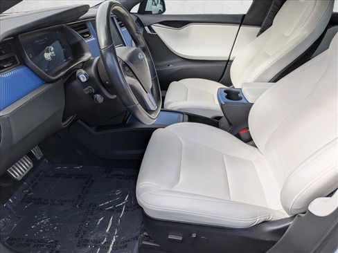 Used 2020 Tesla Model S Long Range image 11