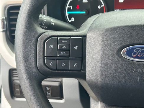 Certified 2025 Ford F250 XLT image 40