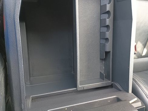 Used 2020 Ford F150 Lariat w/ Equipment Group 502A Luxury AWD/4WD image 32