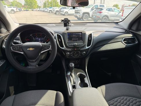 Used 2020 Chevrolet Equinox LT FWD image 5