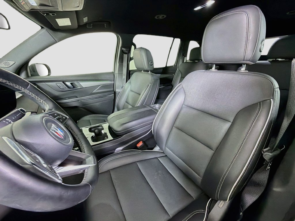 Used 2025 Buick Enclave Preferred AWD/4WD image 14