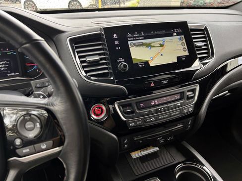 Used 2020 Honda Pilot Black Edition image 19