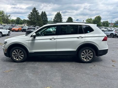 Used 2018 Volkswagen Tiguan S w/ 3rd Row Seat Package AWD/4WD image 7