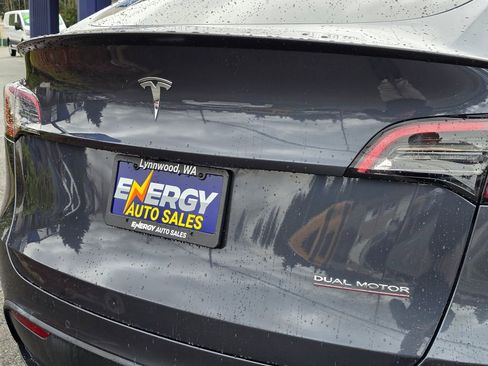 Used 2021 Tesla Model Y Performance AWD/4WD image 16