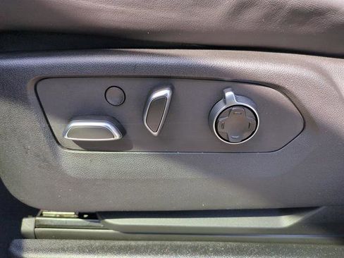 Certified 2024 Cadillac Escalade Premium Luxury Platinum image 63