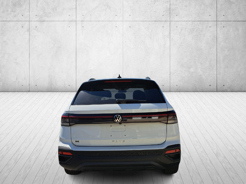 New 2026 Volkswagen Taos SE FWD image 6