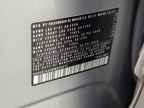 Certified 2022 Volkswagen Tiguan SE R-Line image 25