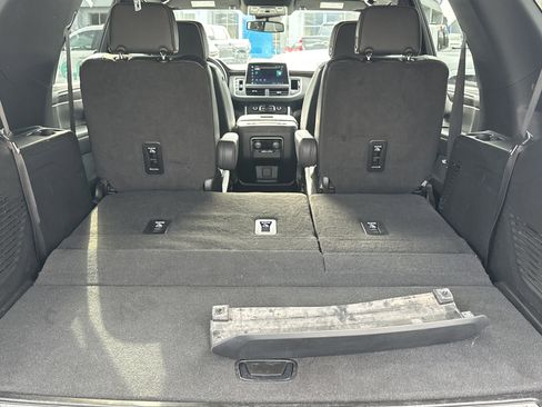 Used 2024 Chevrolet Tahoe Premier image 21