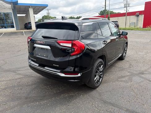 Used 2023 GMC Terrain Denali w/ Black Diamond Edition AWD/4WD image 7