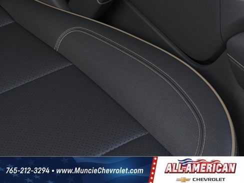 New 2025 Chevrolet Suburban Premier image 21