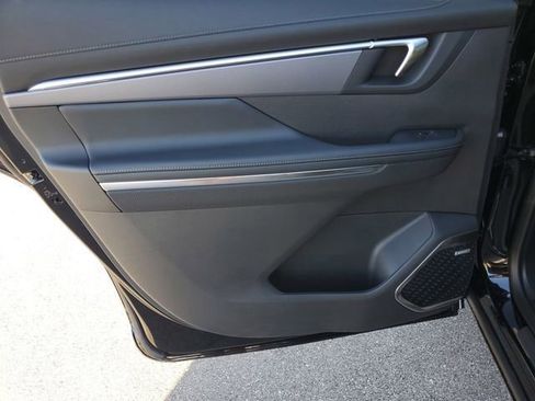 New 2026 Buick Enclave Sport Touring w/ LPO, Floor Liner Package image 23