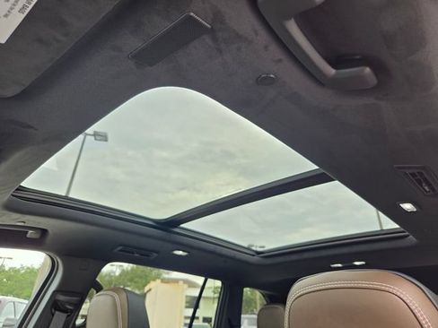 New 2026 GMC Acadia Denali Ultimate FWD image 13