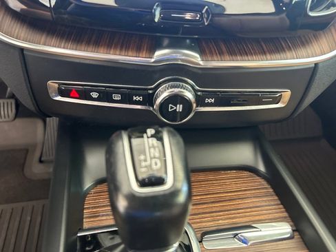 Used 2021 Volvo XC60 T5 Inscription w/ Protection Package Premier AWD/4WD image 49