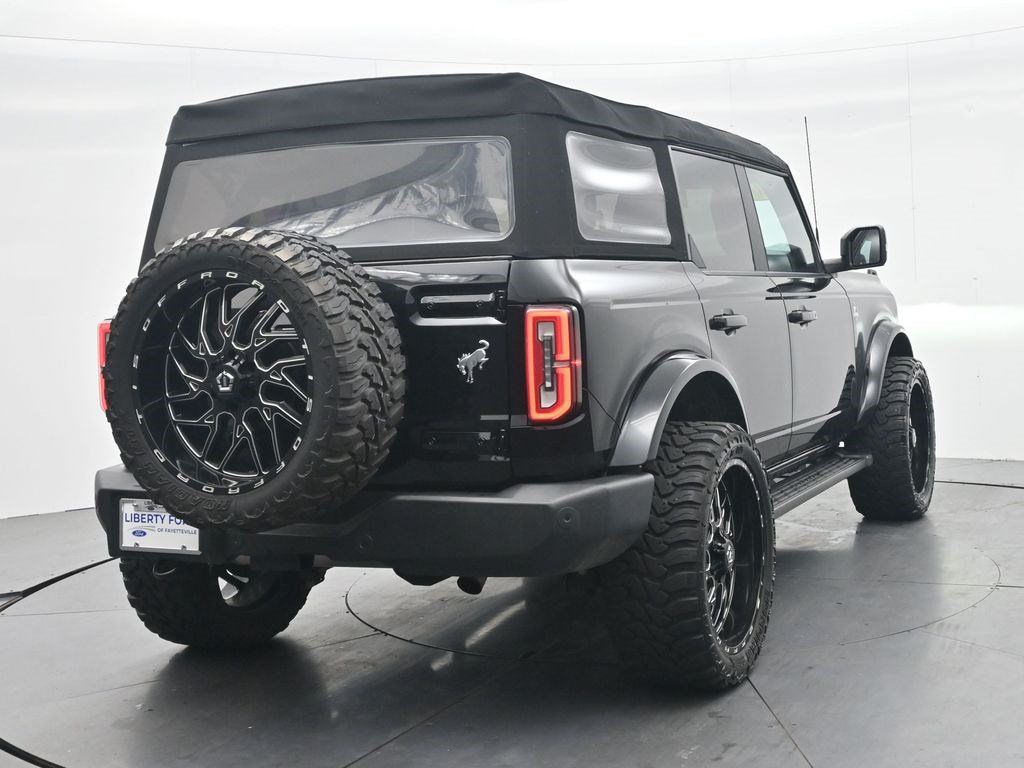 Used 2024 Ford Bronco Outer Banks AWD/4WD image 6