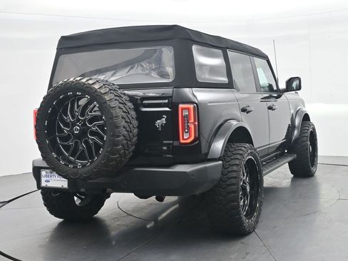 Used 2024 Ford Bronco Outer Banks AWD/4WD image 6