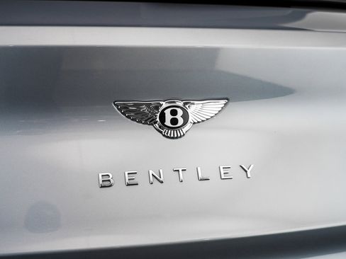 Certified 2023 Bentley Bentayga AWD/4WD image 44