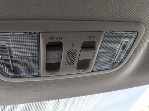 Used 2016 Honda HR-V EX image 26