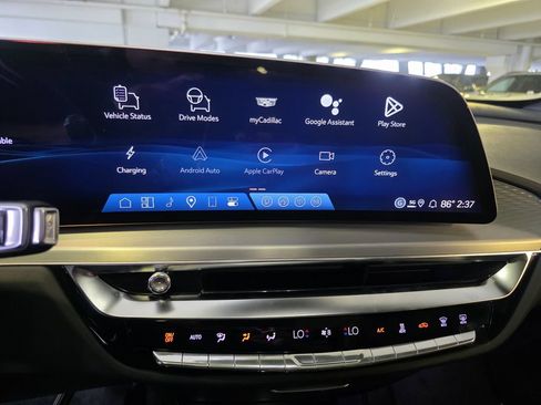 New 2026 Cadillac Lyriq Luxury RWD image 23