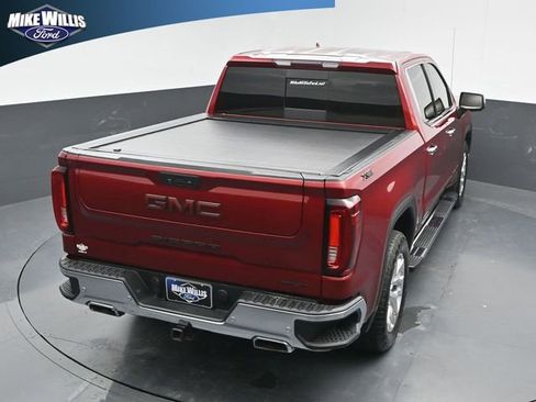 Used 2021 GMC Sierra 1500 SLT AWD/4WD image 15