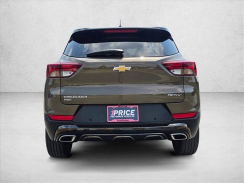 Used 2021 Chevrolet TrailBlazer ACTIV w/ Sun and Liftgate Package AWD/4WD image 4