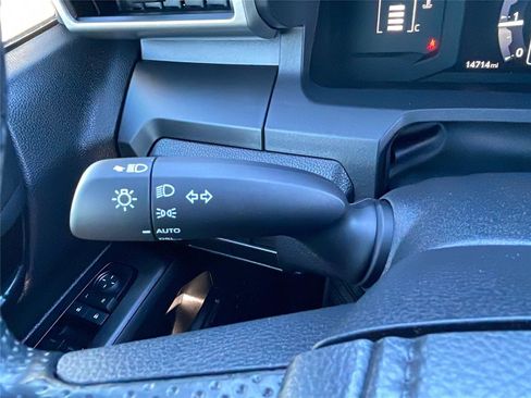 Used 2025 Toyota Tacoma SR image 23