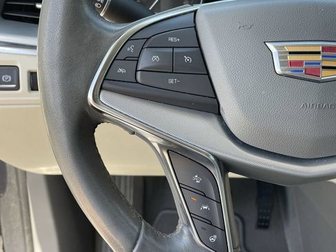 Used 2021 Cadillac XT5 Premium Luxury FWD image 36