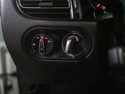 Used 2020 Porsche Macan S image 23