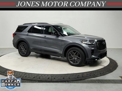 Used 2025 Ford Explorer ST-Line w/ ST-Line Street Pack