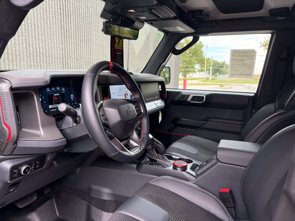 New 2026 Ford Bronco Raptor w/ Interior Carbon Fiber Pack AWD/4WD image 10