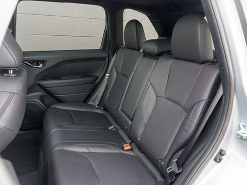 Used 2025 Subaru Forester Limited w/ Popular Package #2 AWD/4WD image 18