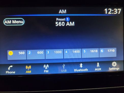 Used 2025 Nissan Versa S FWD image 25