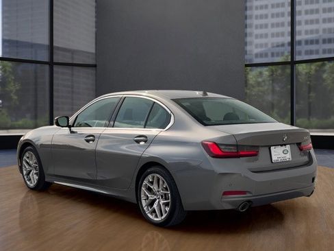 Used 2025 BMW 330i Sedan image 3